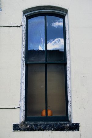 Pumpkin in Window - WV
